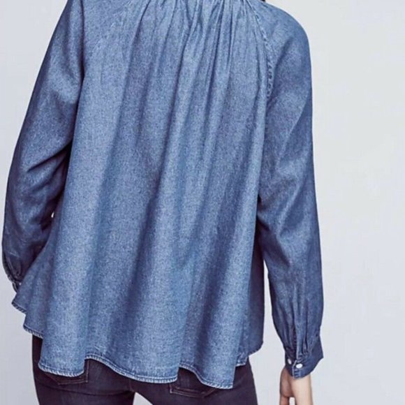 CLEAR OUT - Anthropologie Hallie Chambray Top - Picture 2 of 3